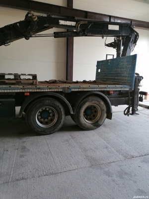 vând camion   Volvo 6x4 cu macara  - imagine 4