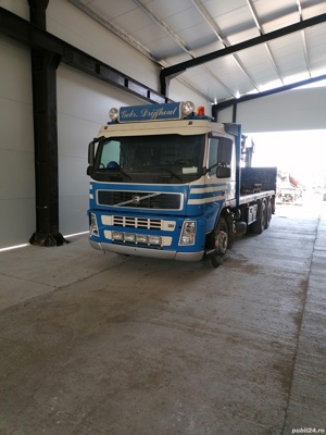 vând camion   Volvo 6x4 cu macara  - imagine 3