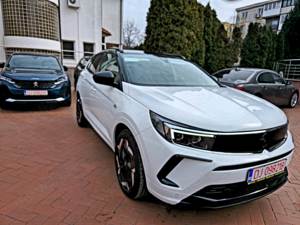 Opel Grandland Hybrid Garantie 4x4 Distronic LED Piele Scaune Incalzite Navi R19