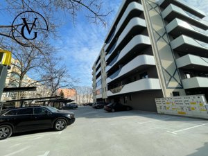 Apartament 2 camere - zona Tomis 3 + loc de parcare