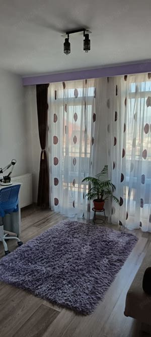 Vand Apartament 3 camere Baciu  - imagine 3