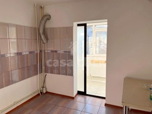 Apartament nemobilat 3 camere Micro 14, zona IREG - imagine 6