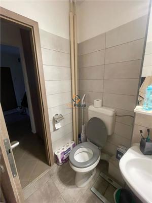 Apartament 2 camere decomandat etaj 1 zona Lipovei - imagine 10