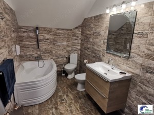 Vanzare o casa speciala in Busteni,langa partie - imagine 9