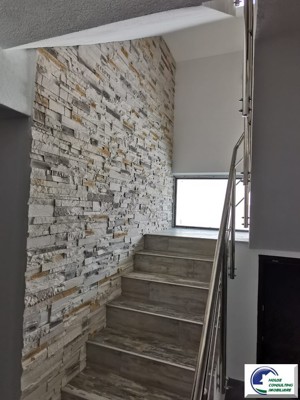 Vanzare o casa speciala in Busteni,langa partie - imagine 4