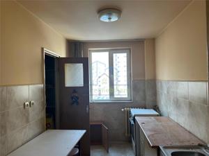 Apartament 3 camere Titan , decomandat, etajul 3 4, bloc anvelopat - imagine 6