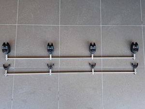 Set 2 Buzz bari cu 2   4 posturi inox   4 Avertizori Carp Expert   Swingere