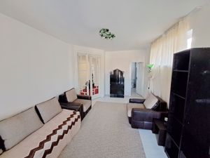 Apartament cu 3 camere in vila - Hala Traian - imagine 4