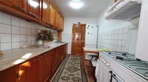 Apartament - 3 camere - 70 mp - Burdujeni - imagine 7