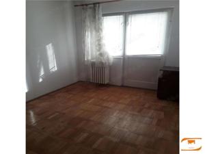 Apartament 3 camere U.M.T.-Padurea Verde , 2 bai, 2 balcoane - imagine 4