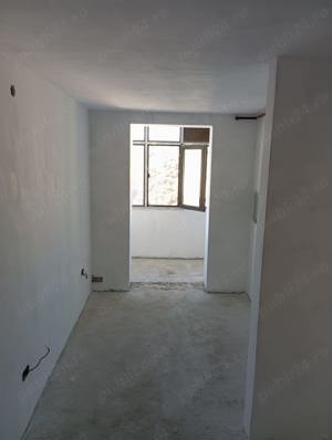 ** Apartament decomandat (4 4), Zona Grui, Câmpulung Muscel 50m  **Libertate de a-l face AL TAU!!!! - imagine 5