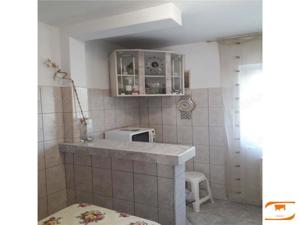 Apartament 3 camere U.M.T.-Padurea Verde , 2 bai, 2 balcoane - imagine 8