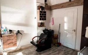 Post de coafor   frizerie   barber - imagine 2