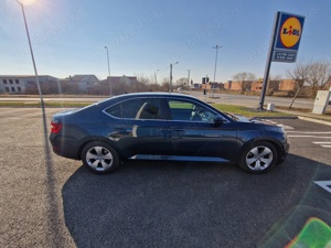 Skoda Superb DSG 4x4 190 cp - imagine 6