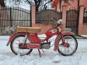 Motoreta Carpati