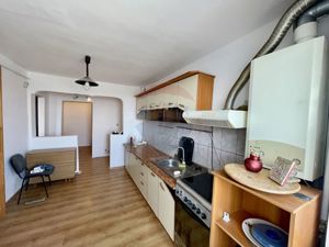 Apartament doua camere - imagine 2