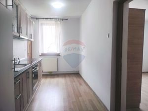 Apartament cu trei camere în zona Vitrometan- de inchiriat - imagine 11