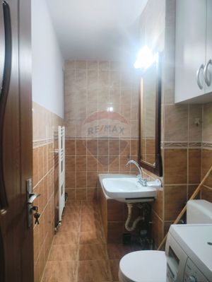 Apartament cu trei camere în zona Vitrometan- de inchiriat - imagine 7