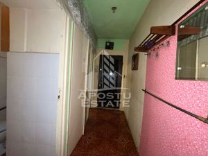 Vanzare apartament 2 camere , centrala proprie, zona Spitalul Judetean - imagine 3