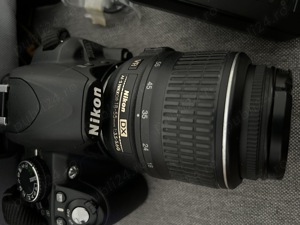 Nikon D3100 + accesorii - imagine 2