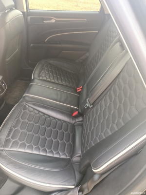 Ford Mondeo Vignale 2019, 2.0 Hybrid, 121000 KM - 1999 cm3 , 187 CP - imagine 7