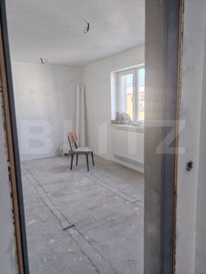 Apartament de vanzare, cu 4 camere, 85 mp, zona centrala - imagine 8