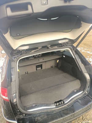 Ford Mondeo Vignale 2019, 2.0 Hybrid, 121000 KM - 1999 cm3 , 187 CP - imagine 8