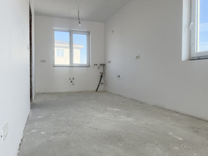 Duplex, 115mp utili, 310mp teren, 4 camere, Curent trifazic-Sacalaz  - imagine 5