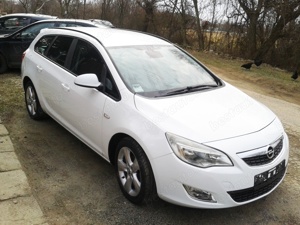 Opel-Astra-1,4-Mpi-Euro-5