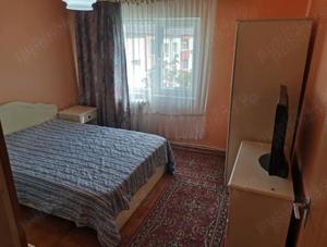 Apartament cu 3 camere, zona Crișan  - imagine 4