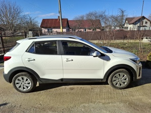 KIA Stonic 1.0  2023 100CP  - imagine 5