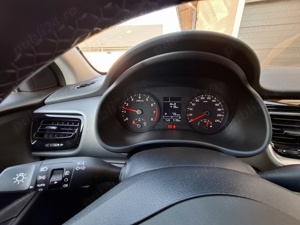 KIA Stonic 1.0  2023 100CP  - imagine 6