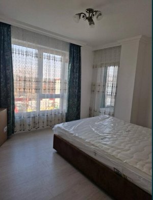 Apartament de inchiriat ,3 camere, zona Centrala, Radauti - imagine 3