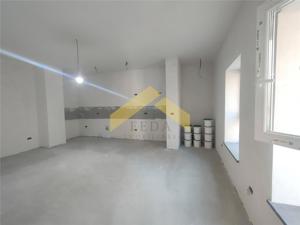 Casa cu 3 camere de vanzare in centrul Aradului - imagine 8