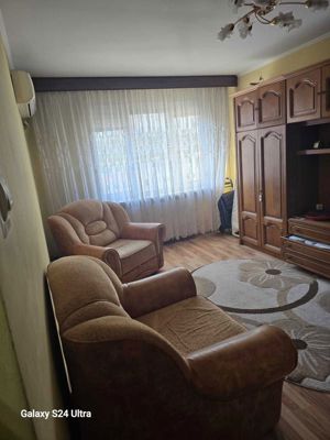 Apartament 3 camere zona Bd. Chisinau - Basarabiei