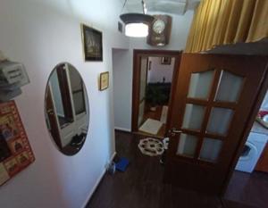 Apartament 2 camere, decomandat, Baba Novac - imagine 2