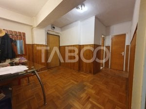 Spatiu destinat pentru afacerea ta in zona Centrala 70  mp - imagine 4