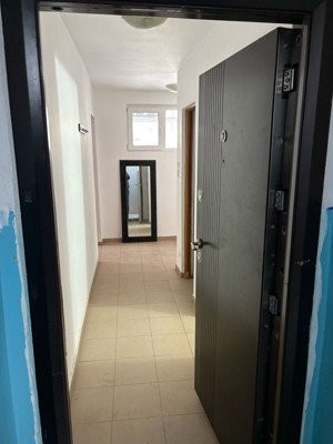 Apartament 2 camere 1/10, renovat ,anvelopat, Drumul Taberei, Valea Argesului. - imagine 4