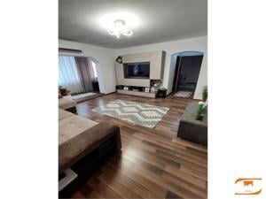 Apartament 3 camere zona Modern - imagine 2