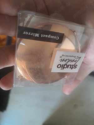Oglinda Studio London By Superdrug Compact Mirror Rose Gold Stocking Filler