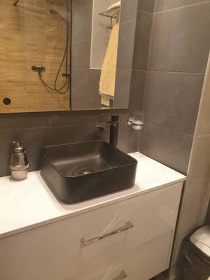 Închiriez apartament - imagine 3