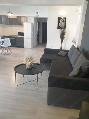 Închiriez apartament - imagine 9