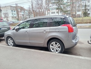 Peugeot 5008, automată,7 locuri,anul 2014 - imagine 2