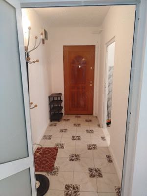 De vanzare apartament 2 camere, micro 11, zona linistita - imagine 10