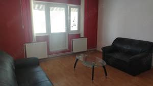 De vanzare apartament 2 camere, micro 11, zona linistita - imagine 3