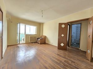 Apartament cu 2 Camere |  Zona Brancoveanu | an 1983 - imagine 3