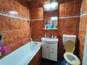 Vanzare apartament 2 camere | Etaj 2/4 | 48 mp | Decomandat | Bloc 1974 - imagine 15