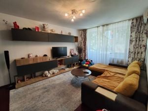 Vanzare apartament 2 camere | Etaj 2/4 | 48 mp | Decomandat | Bloc 1974