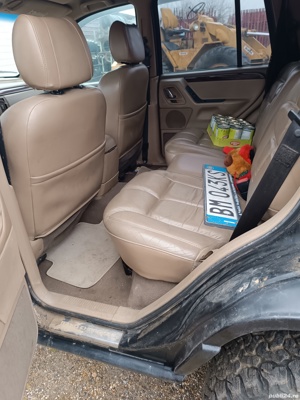 Dezmembrez jeep motor 3100 - imagine 2