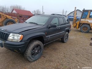 Dezmembrez jeep motor 3100 - imagine 5